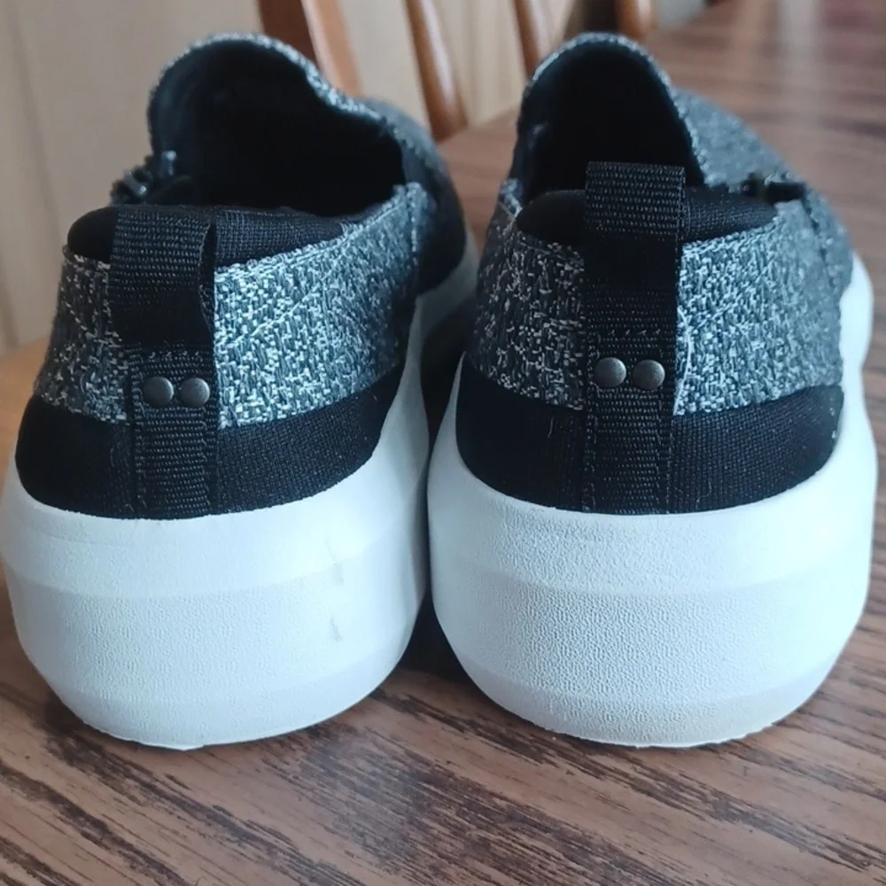 Ryka Grey Slip-on Sneakers, Sz 7